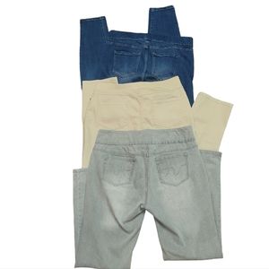 Bundle of 3 pairs of sz 14 pull-on jeans. Alfred Dunner, Liverpool, & Multiples